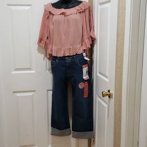 NWOT crop jeans